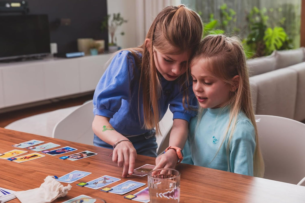 Disney Match And Tell, Collect Cards, Use Your Imagination To Tell Exciting Stories and Win Points, Cards From Disney Favourite Films: Aladdin, Frozen 2, Lilo & Stitch, The Lion King & Encanto