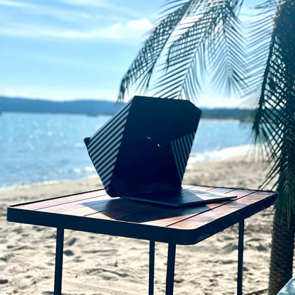 Philbert Danish Design Lux kap voor 4-in-1 laptop - schermschaduw, privacy, hittebescherming, contrastverbetering - geschikt voor 15"-16" laptops, zelfstaande hoes met zak - gestreept