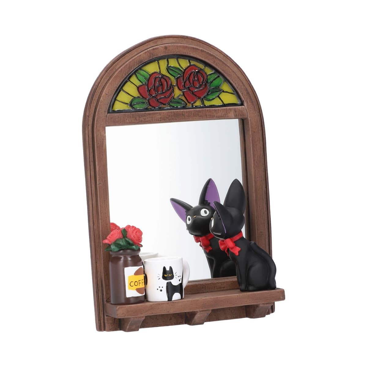KIKIS DELIVERY SERVICE - Jiji in front of mirror -