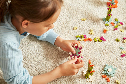 Plus-Plus 4329 Ingenioso Juguete de construcción, botánica, Mezcla de Colores, Tubo de construcción Creativo, Juego de Bloques de construcción para niños a Partir de 5 años, 240 Piezas