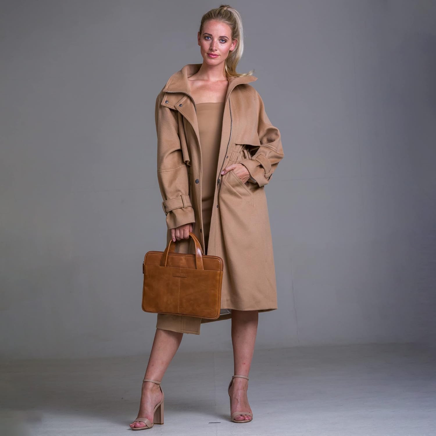 dbramante1928 - Silkeborg laptoptas voor dames en heren - tas met twee gestructureerde lederen handgrepen - Gemaakt van duurzaam, hoogwaardig volnerfleer, tan, 13 Zoll