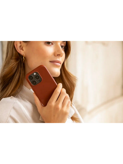 dbramante1928 Roskilde MagSafe mobile phone case 15.5 cm (6.1") Cover Tan
