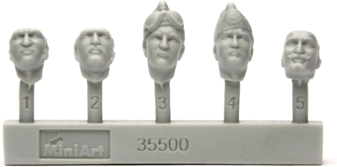 Miniart 1:35 - Italian Tank Crew with Resin Heads