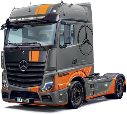 Italeri - 1/24 Mb Actros Mp4 Big Space Grand Prix Edition (01/25) *