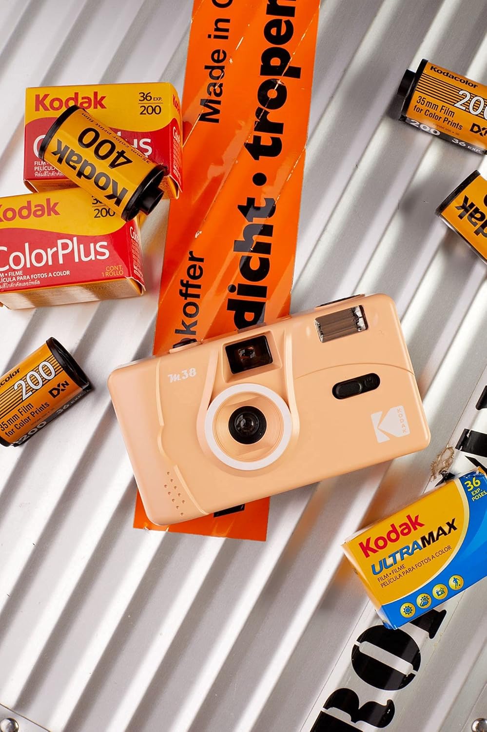 Kodak - M38 Reusable Camera - Grapefruit