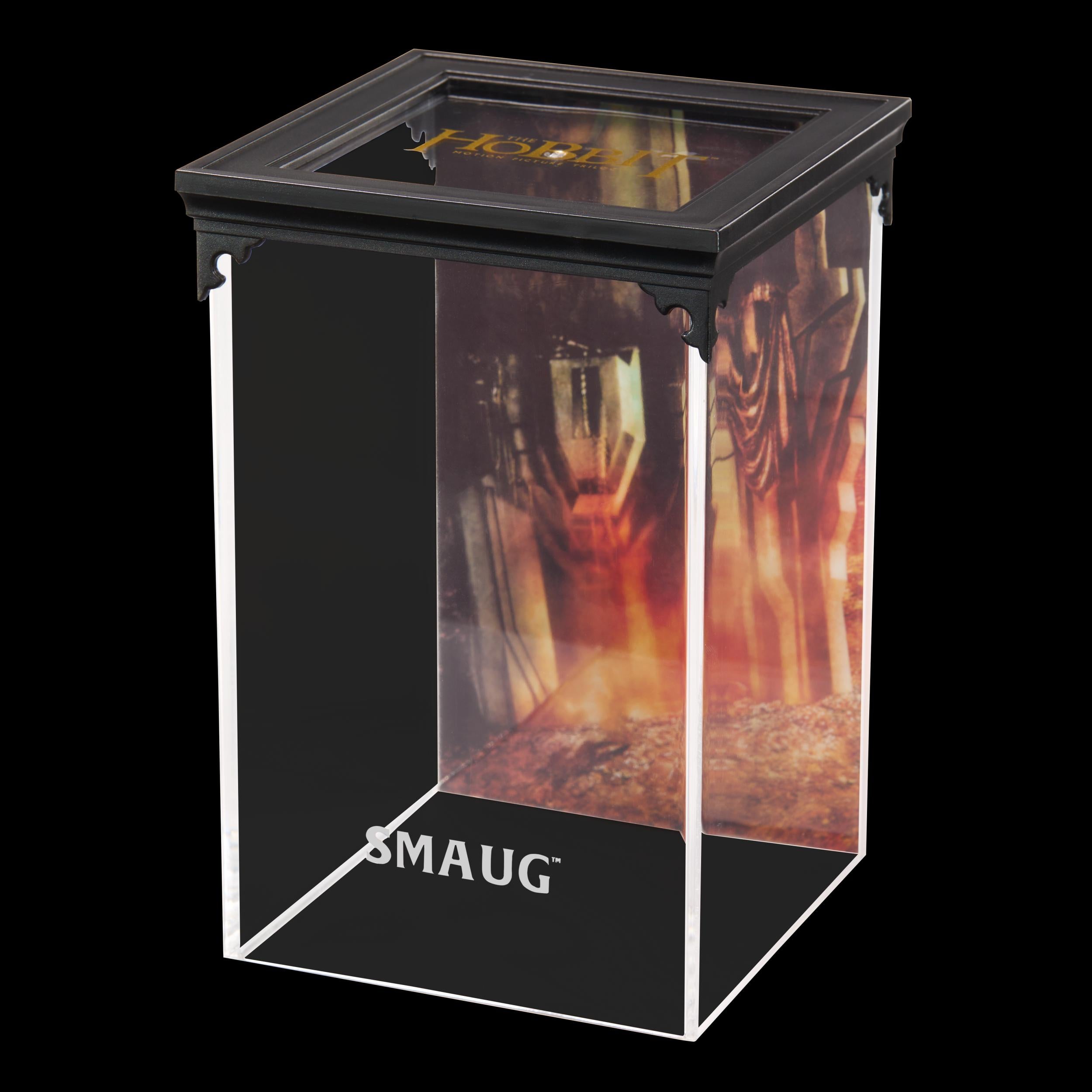The Noble Collection The Hobbit: Smaug Diorama