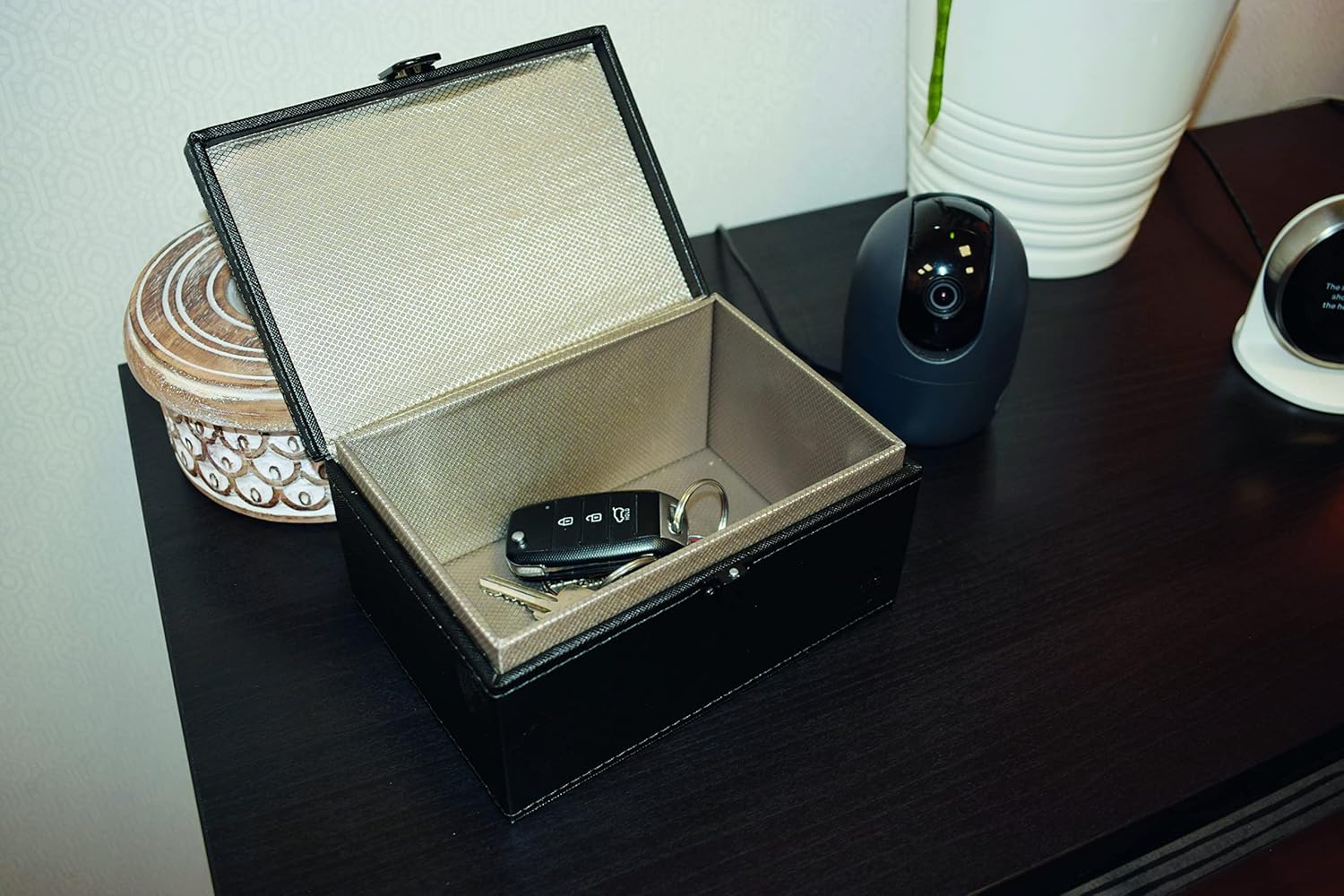 The Yale RFID Blocker Box Is Perfect For Storing Car Keys And Keyless Car Key Fobs And Comes In A