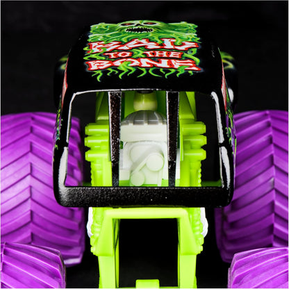 Monster Jam 1:24 Die Cast - Grave Digger