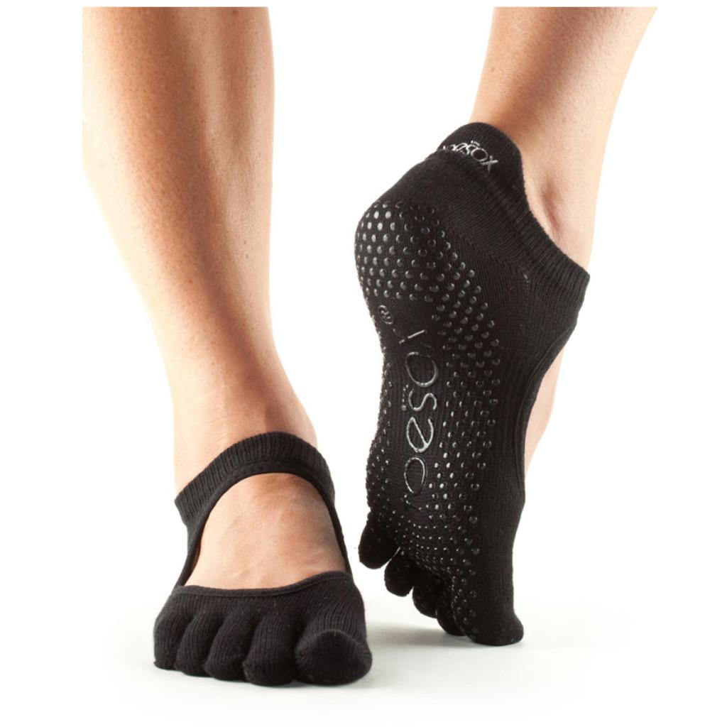 Toesox Bellarina Full Toe Non Slip Socks Medium 6-8.5 Black Medium 6-8.5 Black