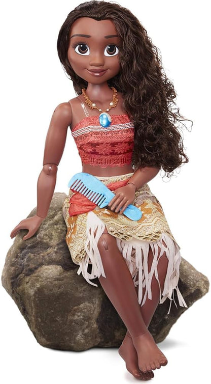 Disney Princesses - Grande Poupée Princesse Moana 81 Cm - Licence Officielle Disney - Poupée Articulée - Cheveux Bouclées Soyeux - Robe Et Accessoires Coiffures Inclus - Jouet Enfant 3 Ans+