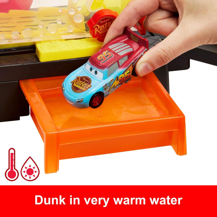Mattel Disney and Pixar Cars Color Changers Car Wash Playset with Color Changing Lightning McQueen Toy Vehicle, 20-Inches Long, Connects to Other Sets, JBM70