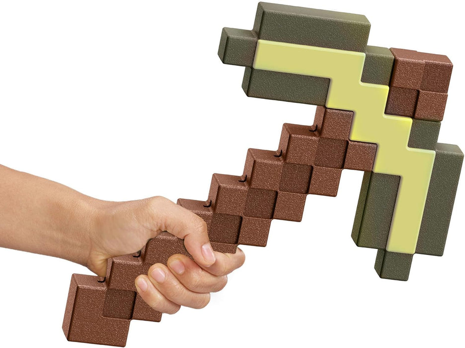 Minecraft Role-Play Battle Toy Accessory Collection with Pixelated Design (Styles May Vary), JCV18