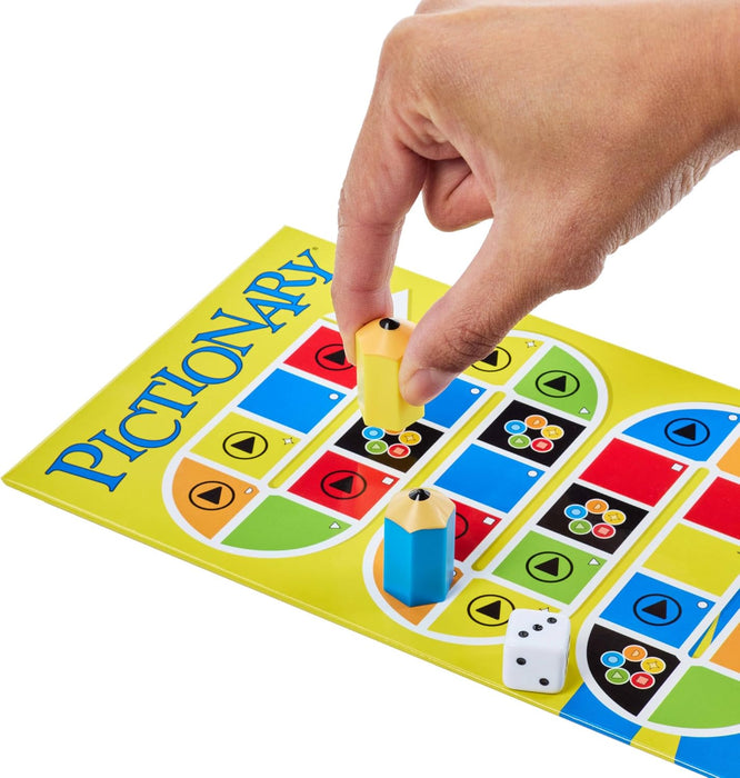 Mattel Games Pictionary Family Board Game for Kids, Adults and Game Night for 2 Teams with Erasable Markers, Boards and Sand Timer, JDX96