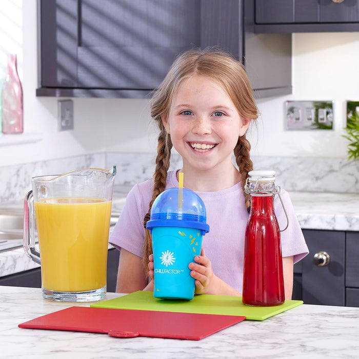 Chill Factor Colour Shock slushy maker Totally Cool Blue- Reusable slushy maker cup, homemade slushies. Squeeze cup slushy maker Kitchen toys