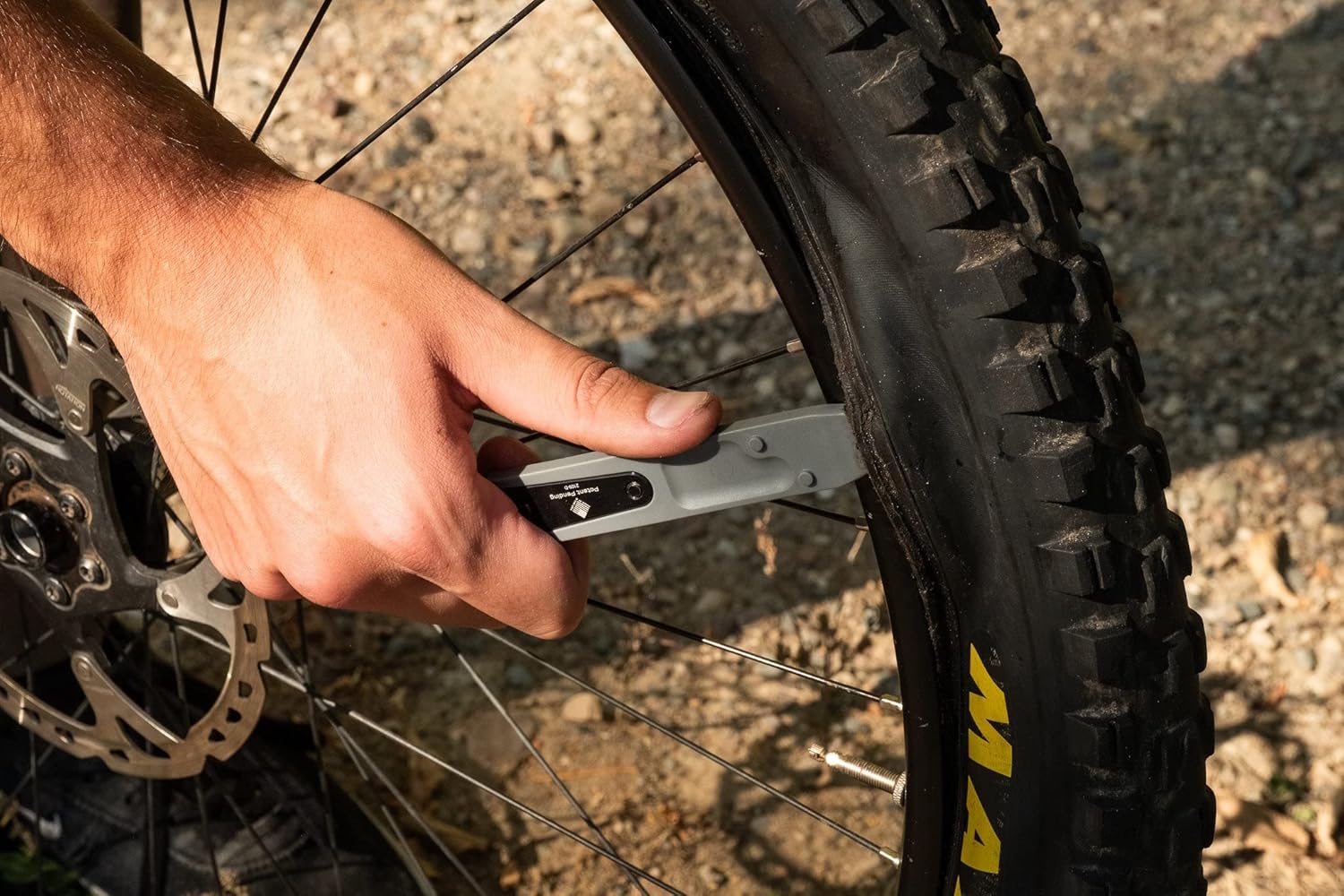 Wolf Tooth | 8-Bit Tire Lever Kit One | Rim Dent + Disc Brake Tire Levers | Lightweight Precision Engineered Aluminium Bike Repair Accessories