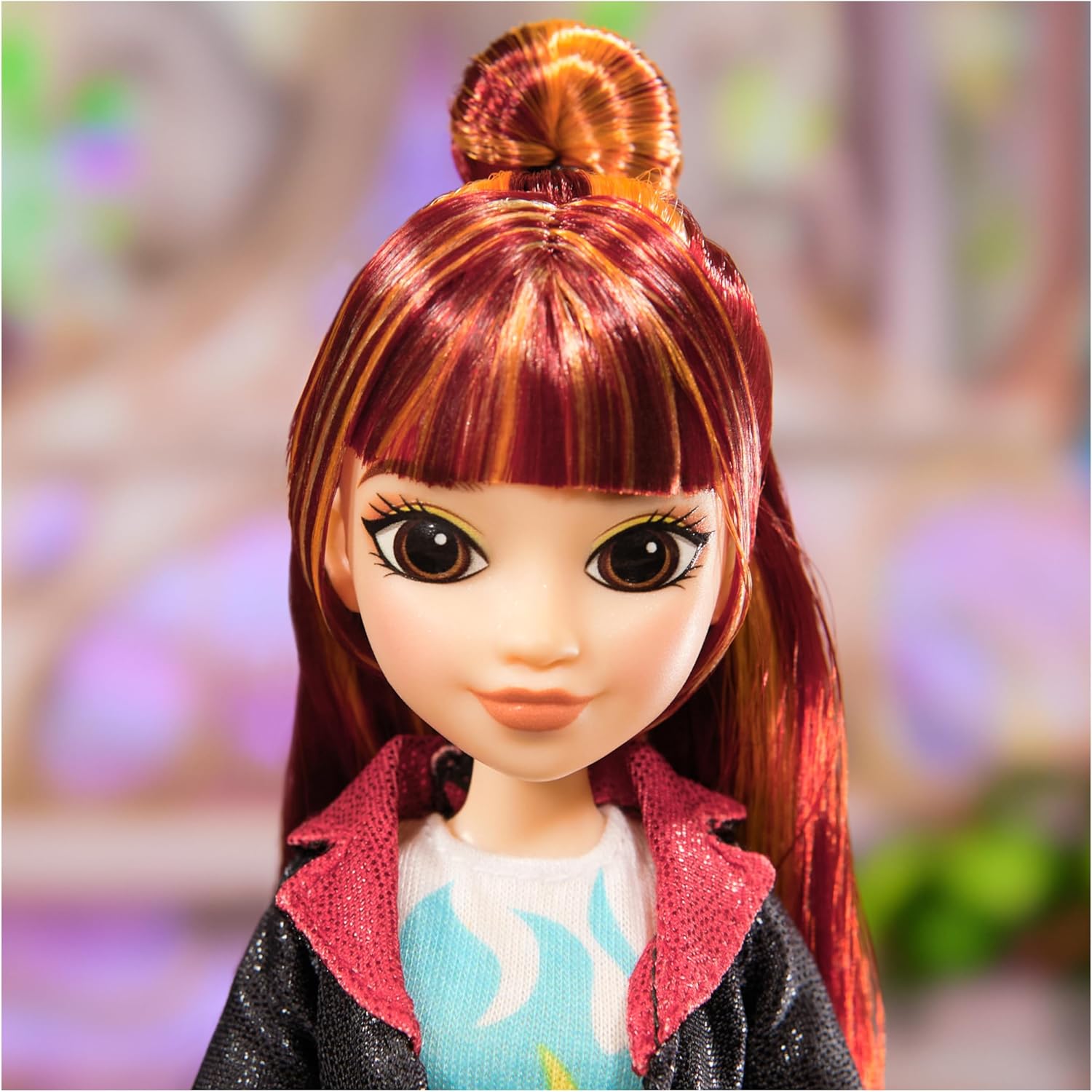 Unicorn Academy, Valentina Doll with Highlighted Hair, 5 Fashion Accessories and Hair Styling Tool, 24cm, Dolls and Unicorn Toys for Girls Aged 4 and up