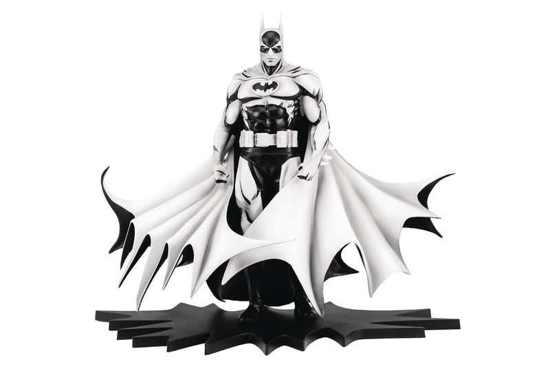 PURE ARTS Black And White Batman Statue 27Cm