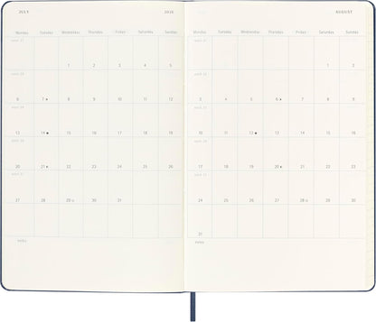 Moleskine Weekly Planner 2025-2026, 18-Month Weekly Planner With Note Space, Hard Cover and Elastic Closure, Large 13 x 21 cm, Colour Sapphire Blue