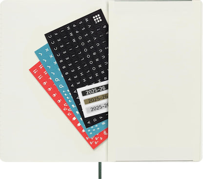 Moleskine Weekly Planner 2025-2026, 18-Month Weekly Planner With Note Space, Soft Cover and Elastic Closure, Large 13 x 21 cm, Colour Myrtle Green