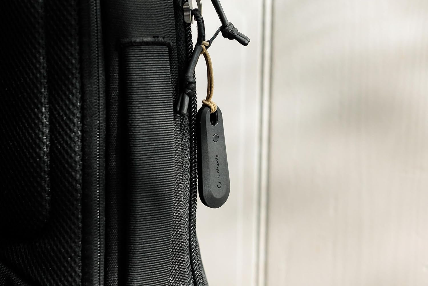 Orbitkey X Chipolo Bluetooth Tracker V2