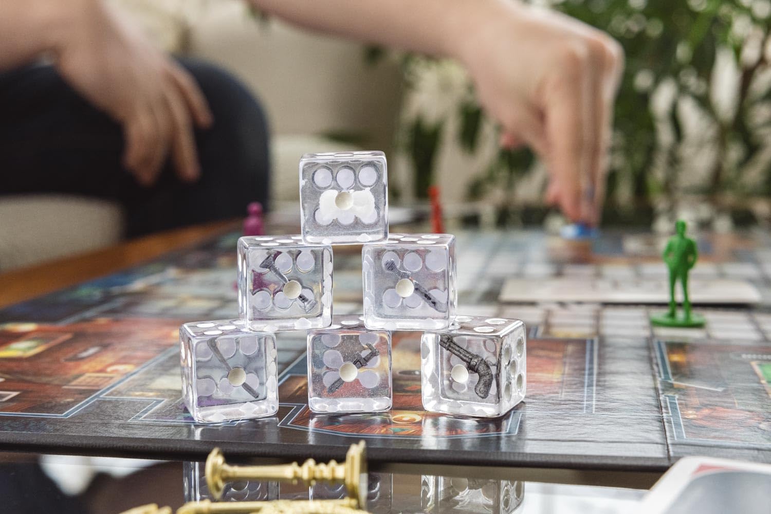 FanRoll Clue 22mm Oversized Dice Set: Weapons Inclusions