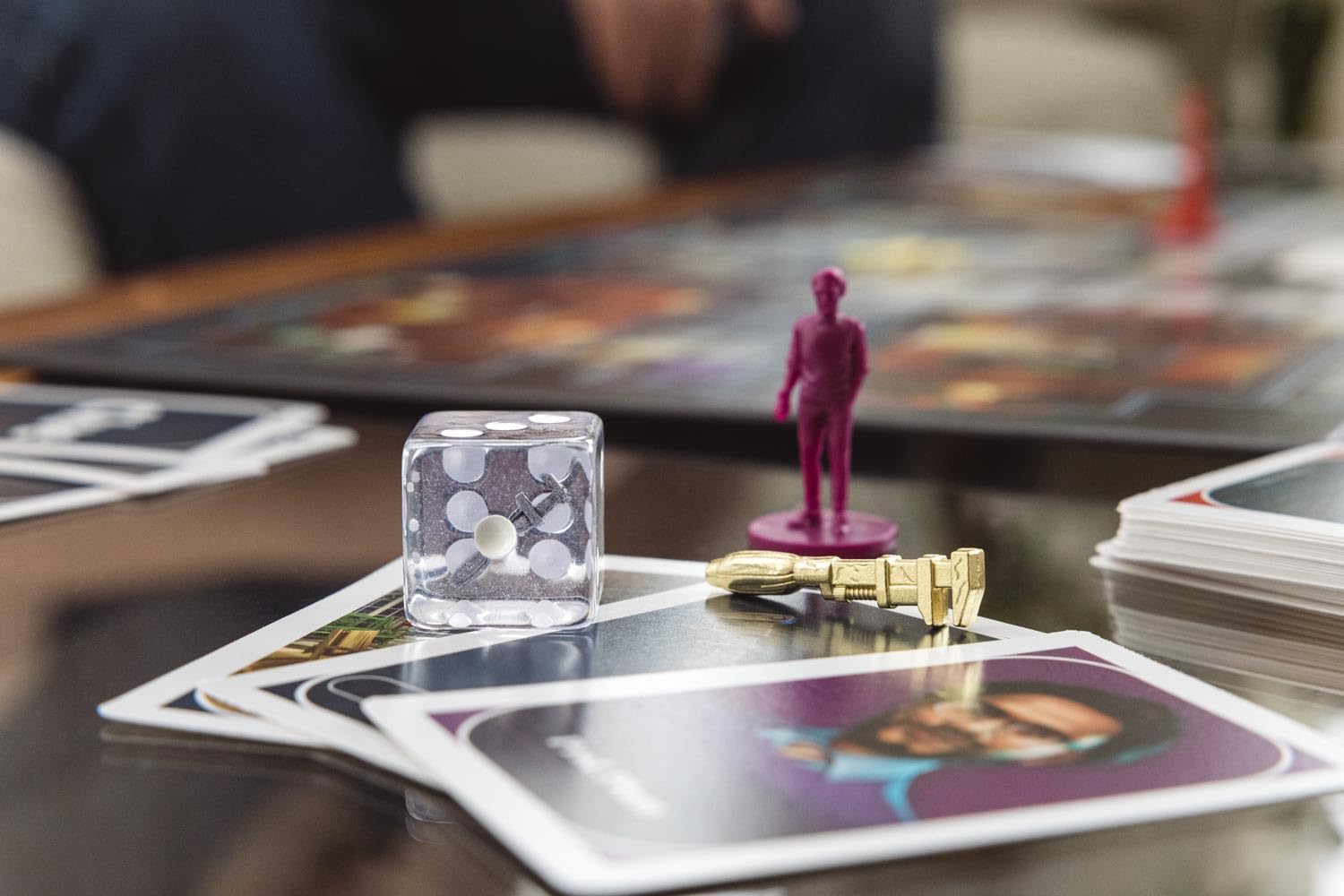 FanRoll Clue 22mm Oversized Dice Set: Weapons Inclusions