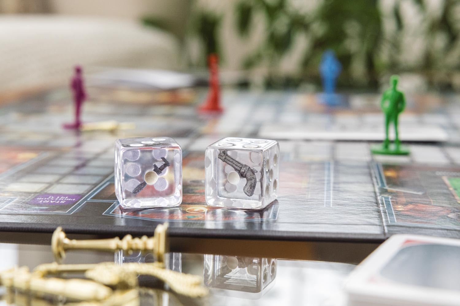 FanRoll Clue 22mm Oversized Dice Set: Weapons Inclusions