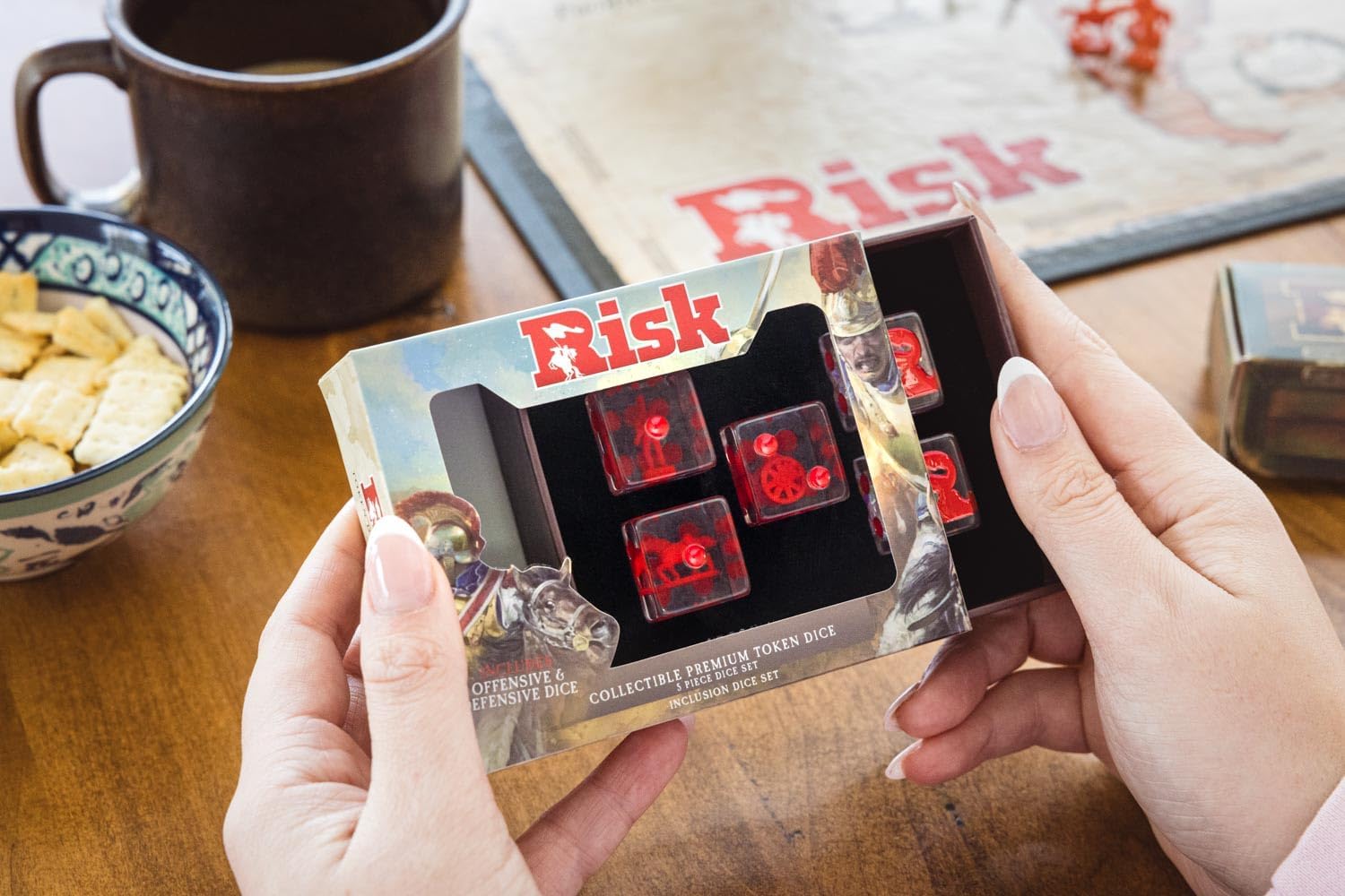 FanRoll Risk 22mm Oversized Dice Set: Offense and Defense Dice