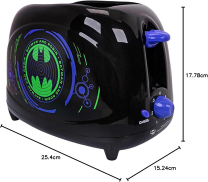 Uncanny Brands DC Comics Batman Game Over Two-Slice Toaster – Toasts Batman Logo on Your Toast – Fun Kitchen Appliance – Compact and Easy to Use