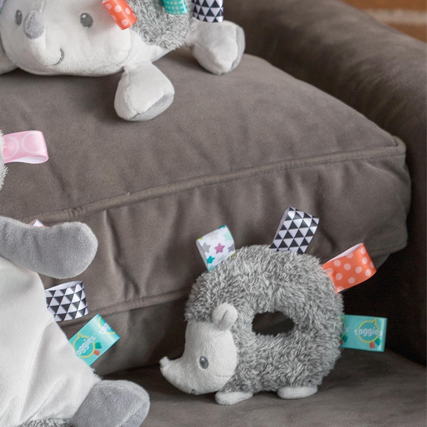 Mary Meyer 40200 Taggies Heather Hedgehog Baby Rattle, Multicolour