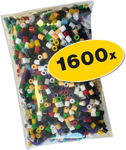 SES Creative 09361 Beedz Art - DC Batman Characters - Create Your Favourite Heroes from The DC Batman Series - Includes 1600 Beads and Pegboard