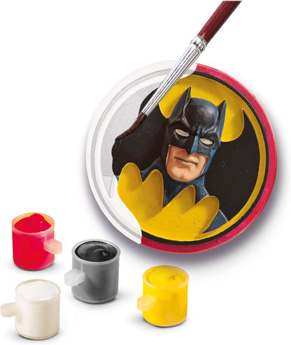 SES Creative 09364 DC Batman Figures Plaster Casting and Painting - Includes Plaster of Paris and Paint - Make Your Own Batman Figures - Painting kit
