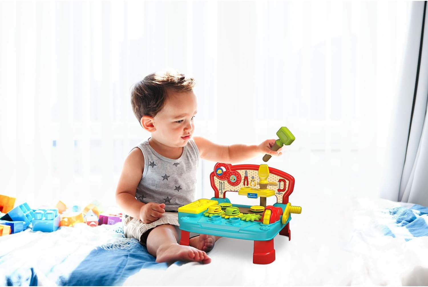 Clementoni Babywerkbank met accessoires - speelgoed voor baby's en kinderen vanaf 12 maanden met hamer, schroevendraaier en veel accessoires - sensorisch en motoriekspeelgoed 17968
