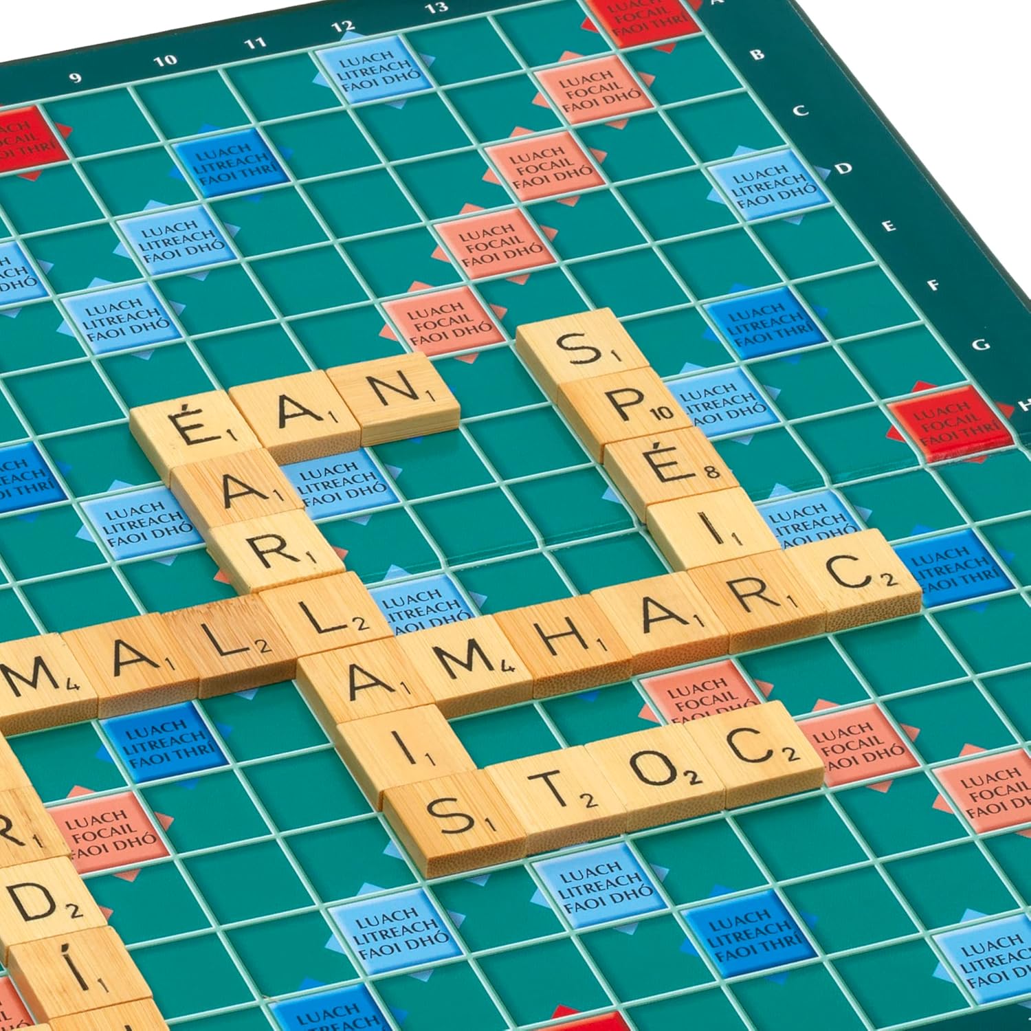IDEAL | Scrabble Classic: a reproduction of the original 1950's design with wooden tiles - Irish Edition | Classic Games | For 2-4 Players | Ages 10+