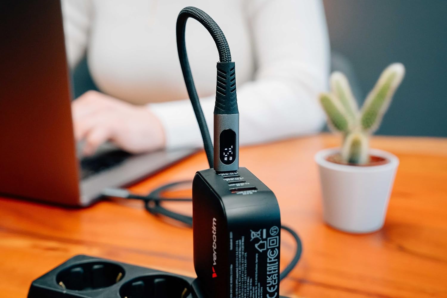 Verbatim Mobile Phone Cable [1x USB-C Plug