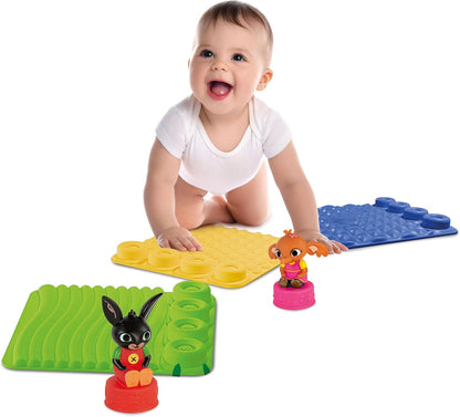 Clementoni Bing-Road, 17490, bouwtapijt en blokken, zachte bouwstenen voor kinderen, 18 maanden, set voor de eerste kindertijd, stapelbaar sensorisch spel, wasbaar, Made in Italy, meerkleurig