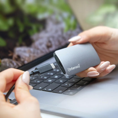 Intenso SSD esterno TX800, 500 GB Portable Solid State Drive, Super Speed USB 3.2 Gen 2x2, fino a 2100 MB/s: Amazon.de: computer e accessori