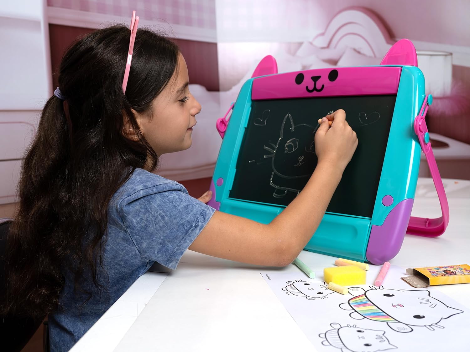 Diamant -Toys , Ltd Gabby's Dollhouse - Art Easel