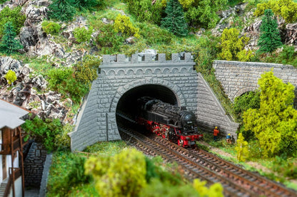 272588 N 2 tunnelportalen, 2-sporig