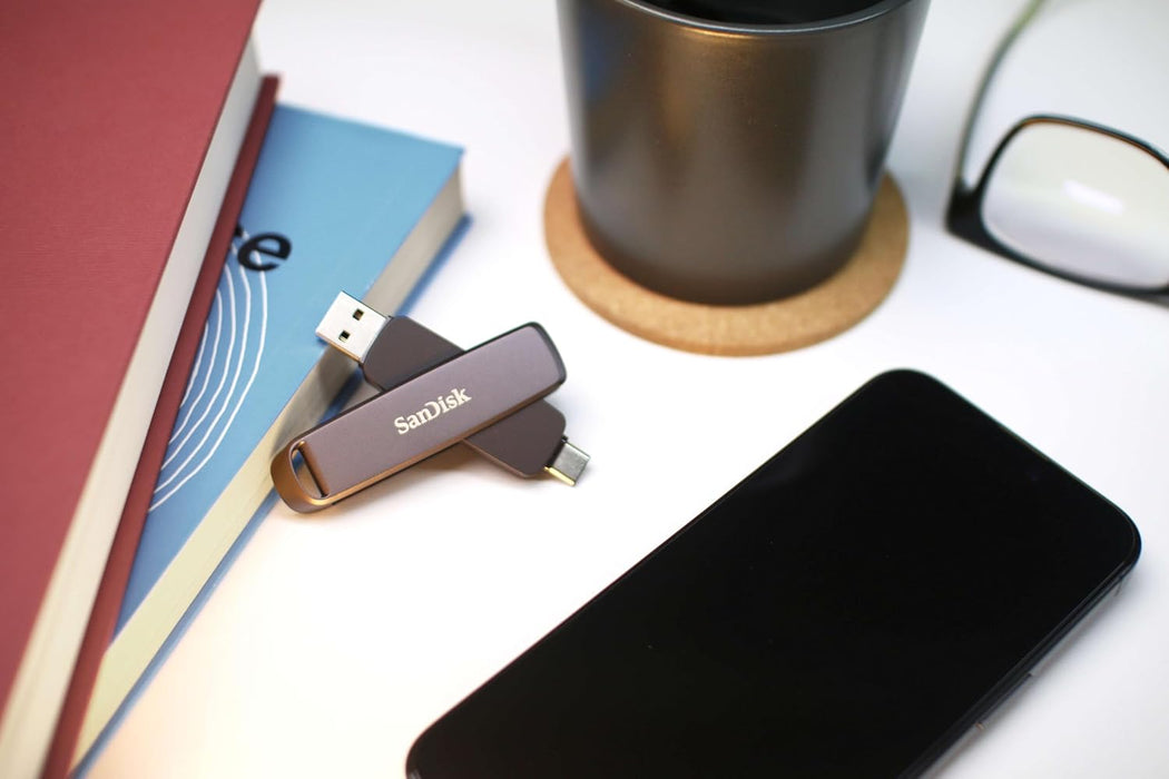 SanDisk Extreme PRO DUAL Drive 512GB, USB Type-A and USB Type-C, High Performance Flash Drive, read speeds up to 1000 MB/s, Data Encryption, Automatic backup, file management, Metal Design, Black