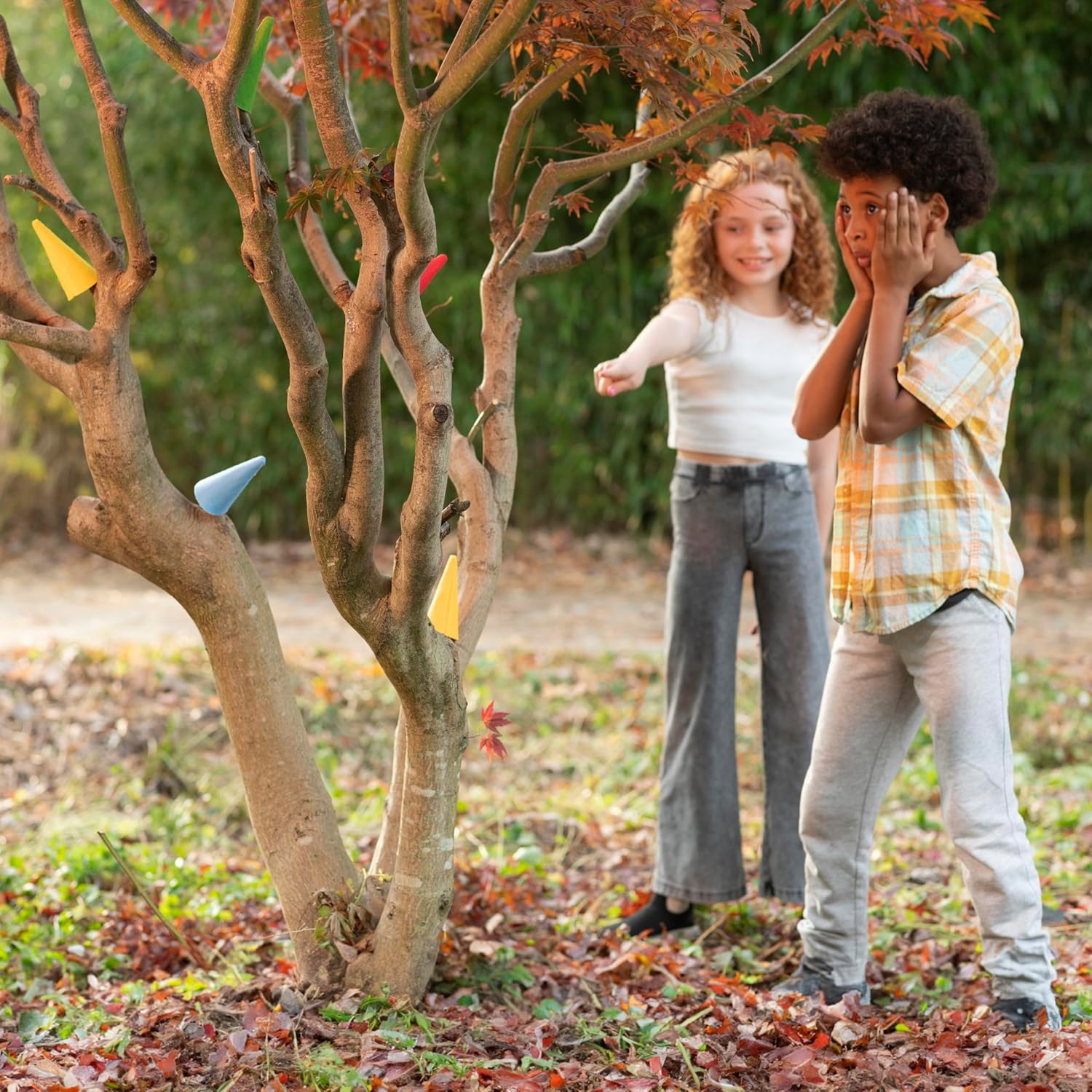 Kikkerland Huckleberry Where's My Hat? Game for Family and Friends