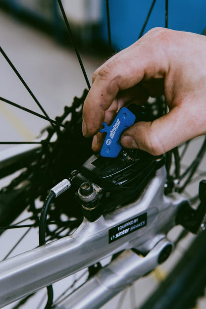 Sinter - 20 Hope Tech V4 Disc Brake Pads: Blue