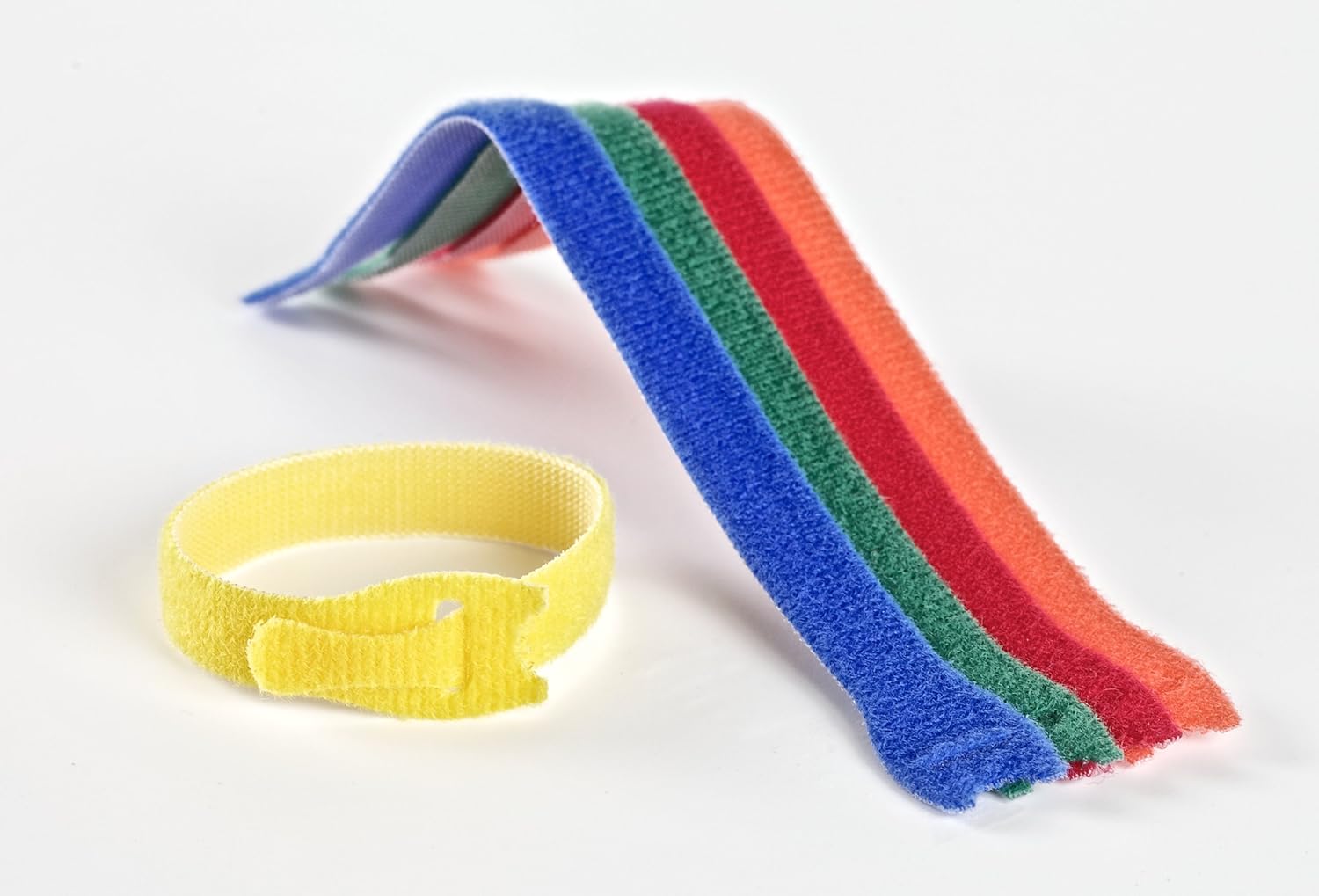 VELCRO Brand VEL60250 Velcro Adjustable Ties (5), Multi-Colour, 12mm x 20cm-5Pk, Set of 5 Pieces