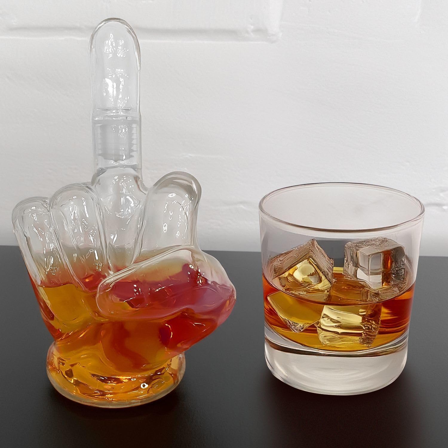 Mad Monkey - Up Yours Decanter - 23 Cm Tall, 1 Liter Capacity