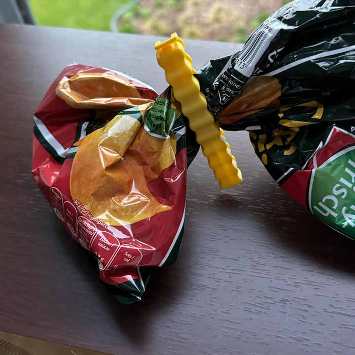 Mad Monkey - Shutter Clips French Fries