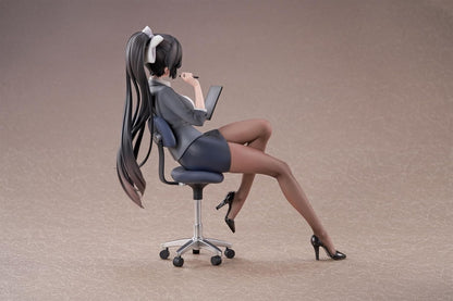 Azur Lane Pvc Statue 1/6 Takao Ofiice Lady Ver. 18 Cm