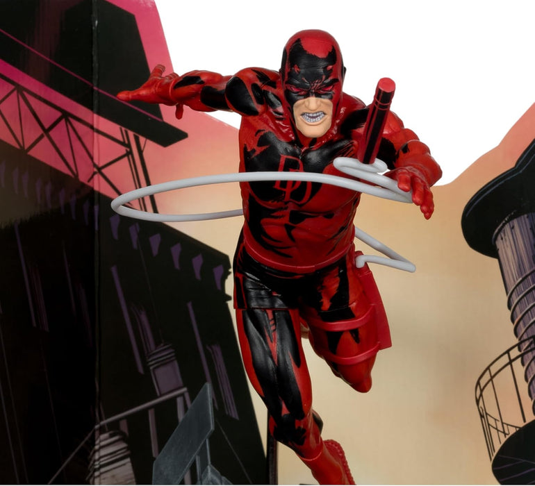 McFarlane Marvel Daredevil 1:10th Scale Collectible with Scene (Daredevil #600) Toys