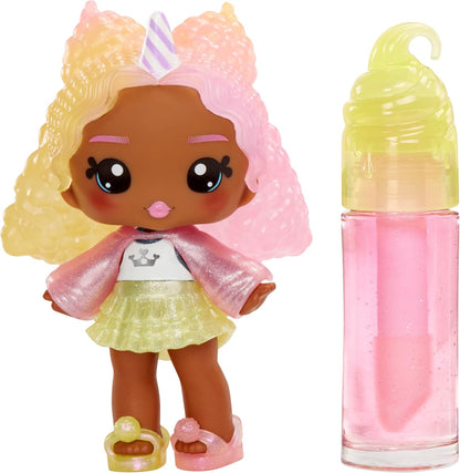 Yummiland Lip Gloss Doll - Nia Candy Fluff - Inclusief DIY Lip Gloss Kit, Geschikt Voor Kinderen Vanaf 4 Jaar