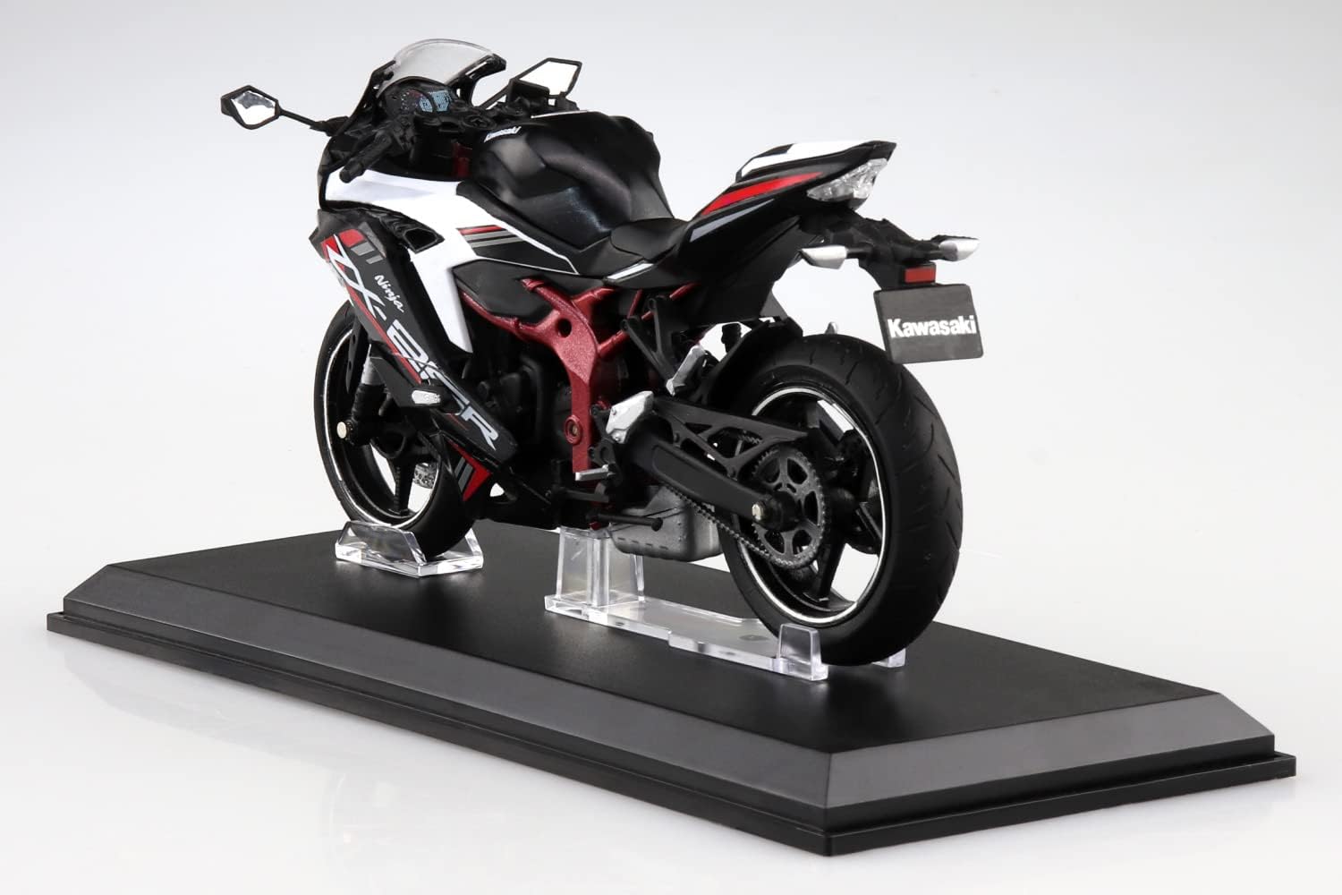 Aoshima Kawasaki Ninja ZX-25R (Black x Pearl Flat) 1:12 Scala Diecast Bike