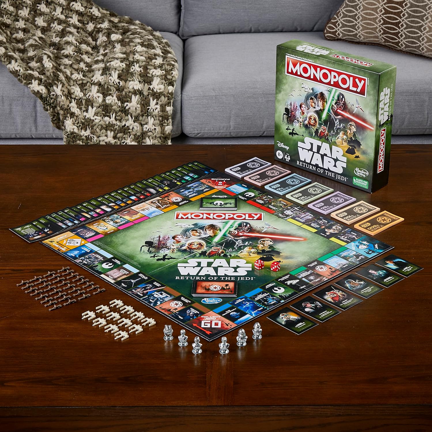 Hasbro Gaming Monopoly: Star Wars Return of The Jedi Board Game for 2-6 Players, Inspired by Return of The Jedi Movie, Game for Families and Kids Ages 8+ (Amazon Exclusive